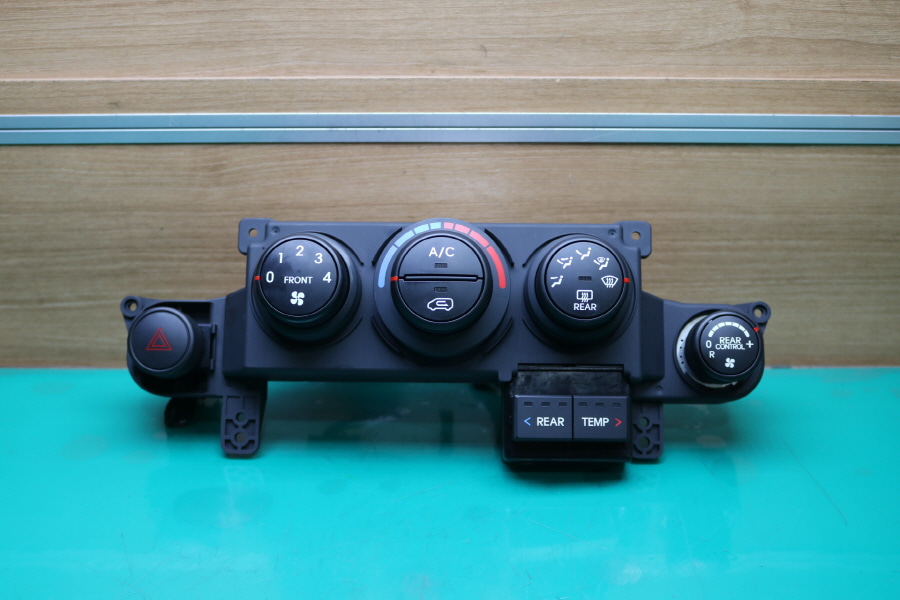 Grand Starex Manual